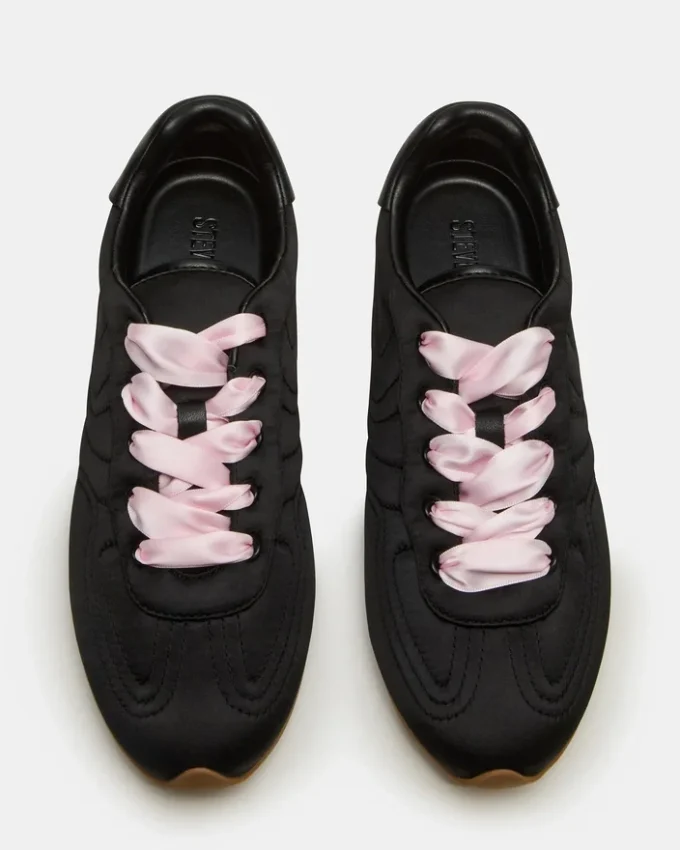 Abbi sort satin Abbi sort satin