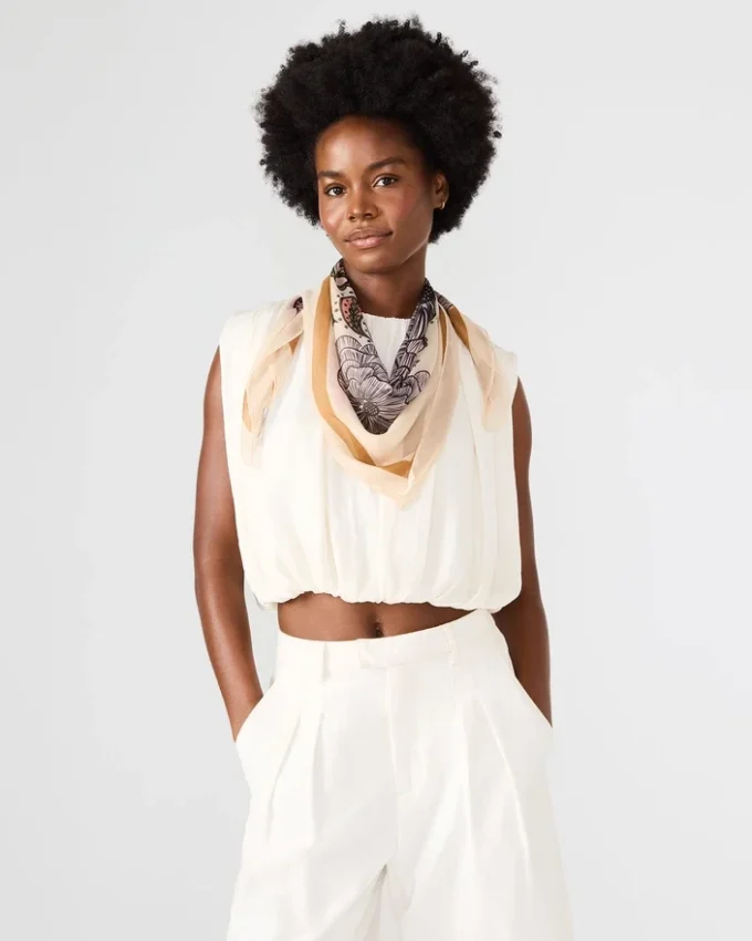 Boho-blomstret firkantet tørklæde i elfenben