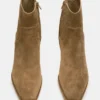 Define Taupe ruskind Define Taupe ruskind
