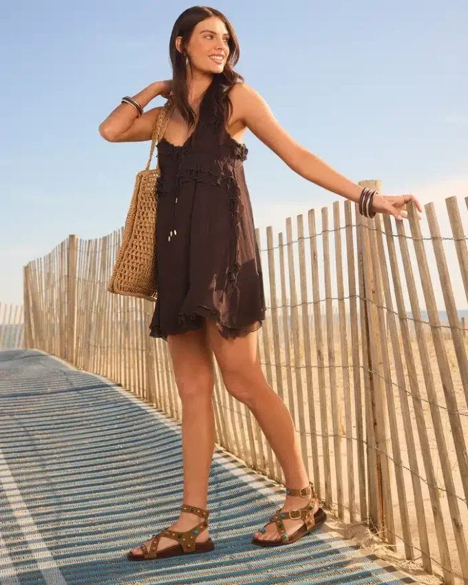 Linear taupe ruskind Linear taupe ruskind