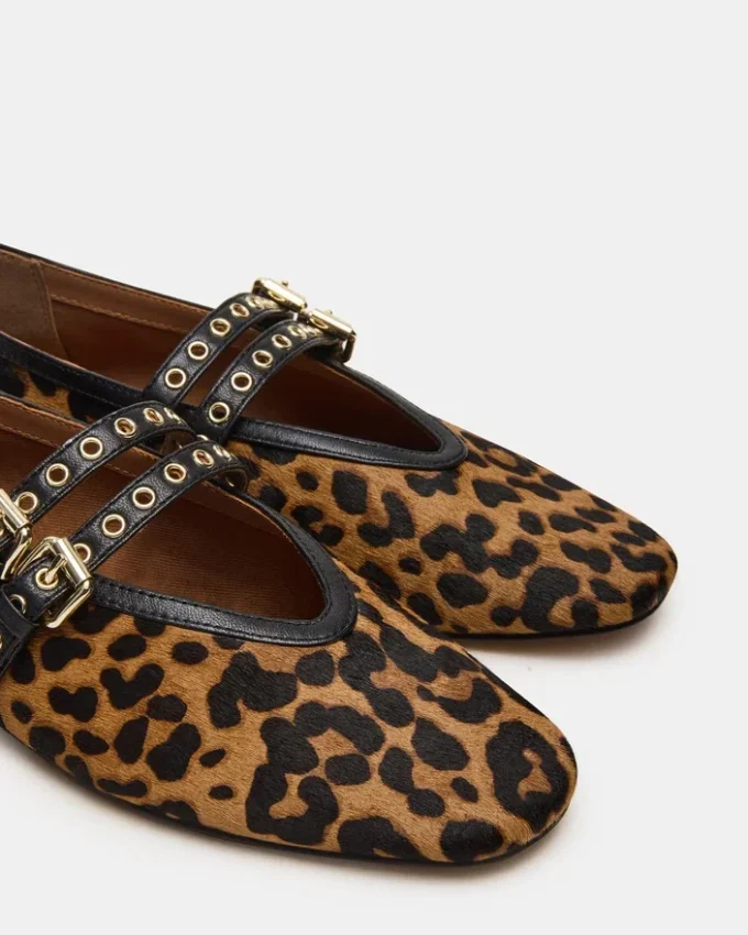 Lydia Leopard