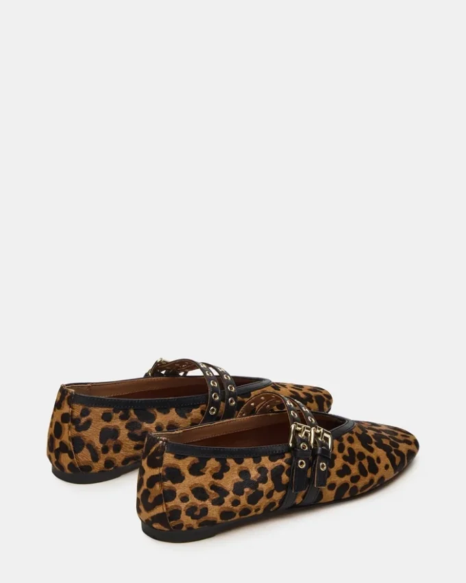 Lydia Leopard