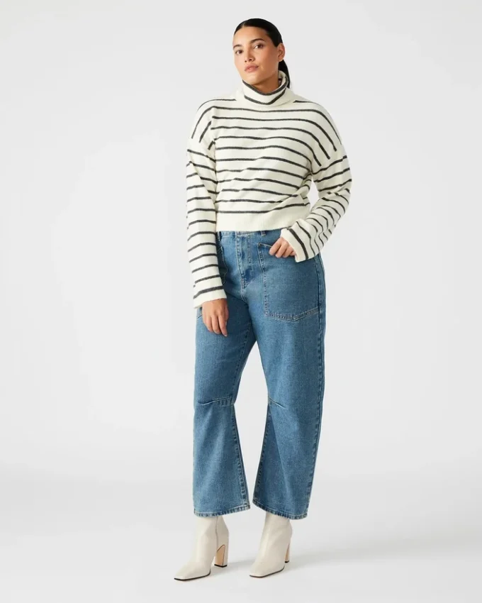 Narsha-sweater hvid/sort