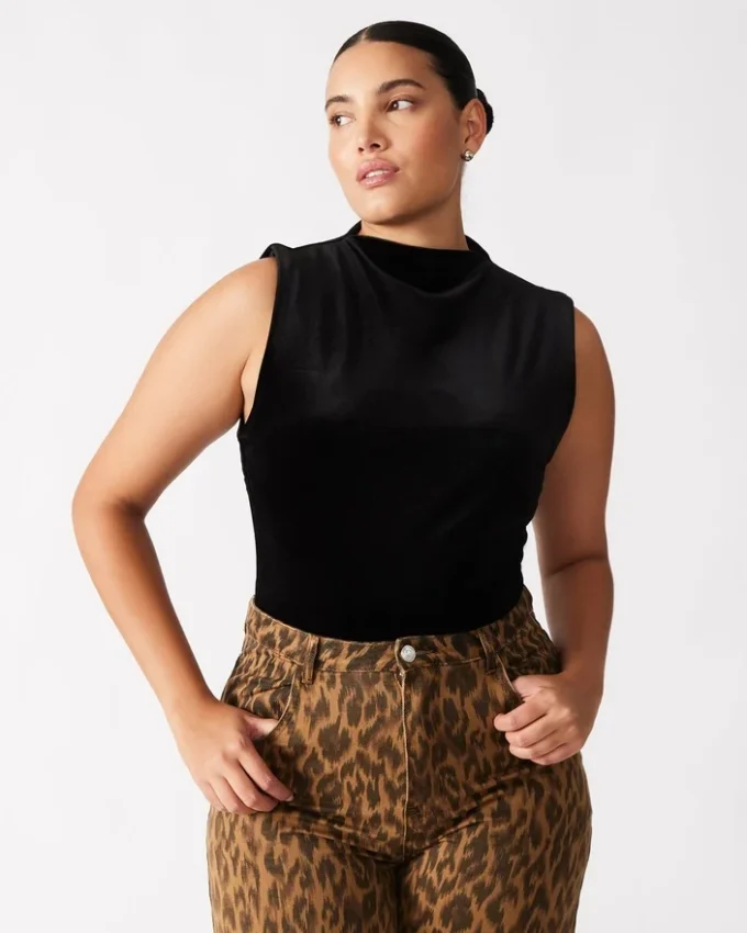 Nikola bodysuit, sort