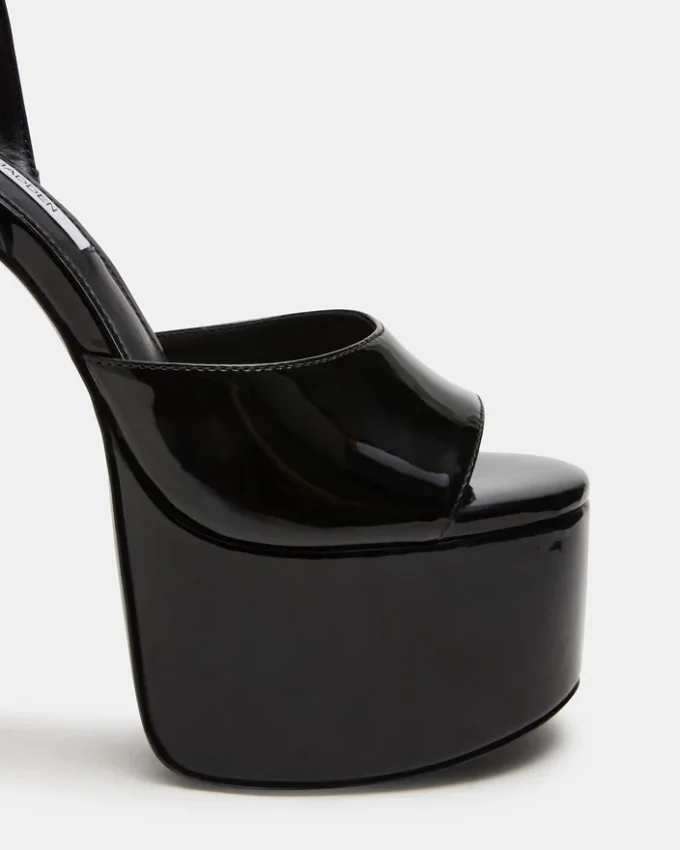 Olyssia Black