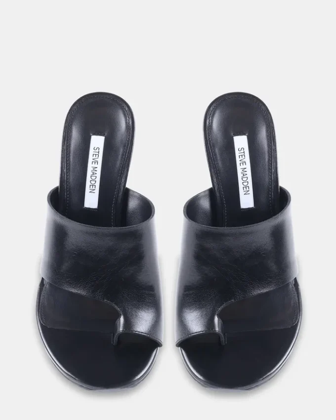 Valentin sort læder